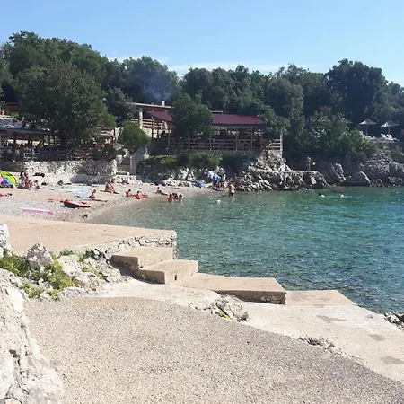 Apartament Tin