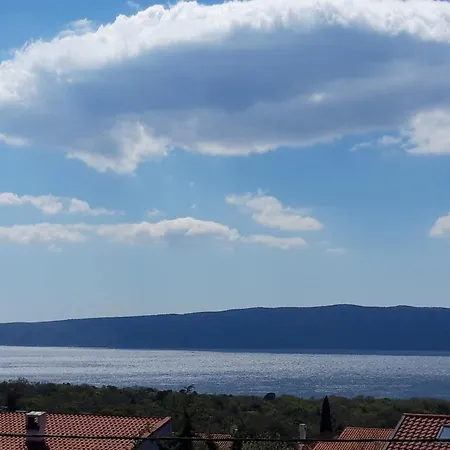 Daire Tin Pinezići